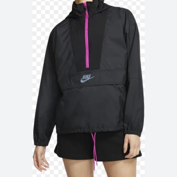 Nike Women's Half-Zip Jacket - Picture 4 of 7